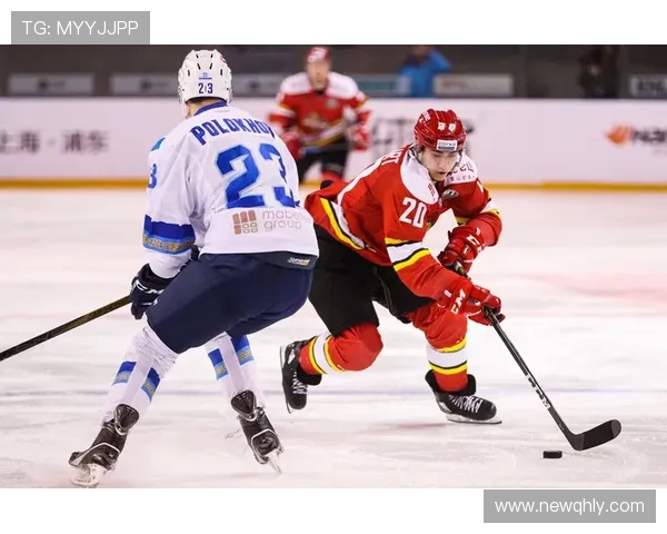 穆勒分享冰球比赛观赛照片感谢好友邀请丰富业余生活